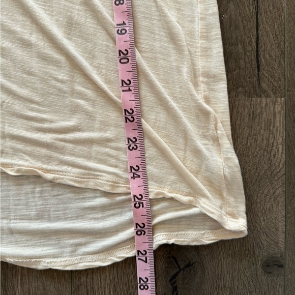 American Eagle Outfitters Ivory Short Sleeve Top Size Large - Picture 4 of 8